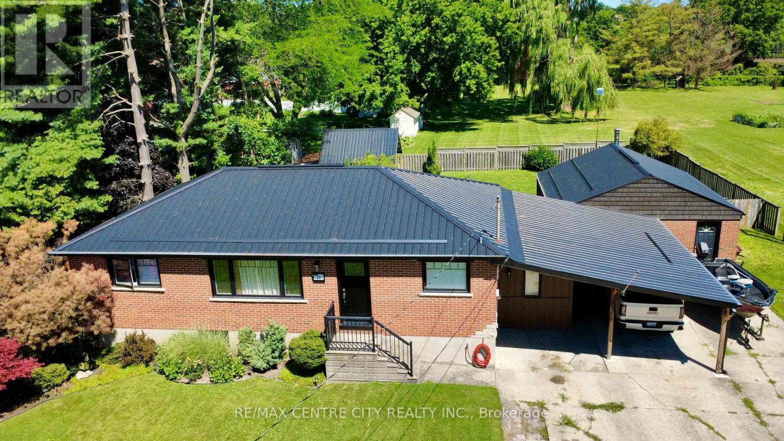 22 Charles Street, Thames Centre, Ontario  N0L 1G2 - Photo 43 - X12149762
