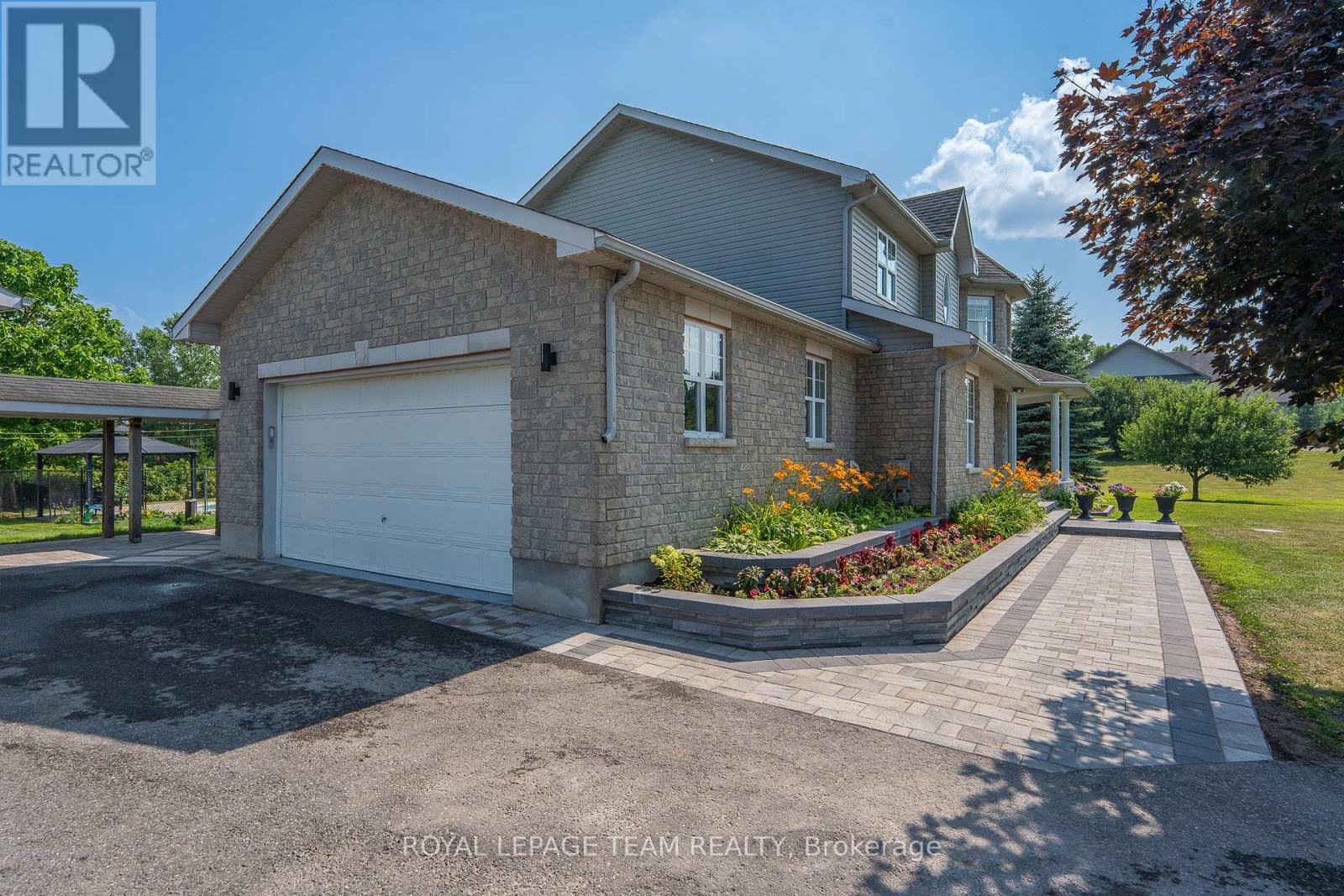 7474 Mitch Owens Road, Ottawa, Ontario  K4P 1K9 - Photo 7 - X12408226