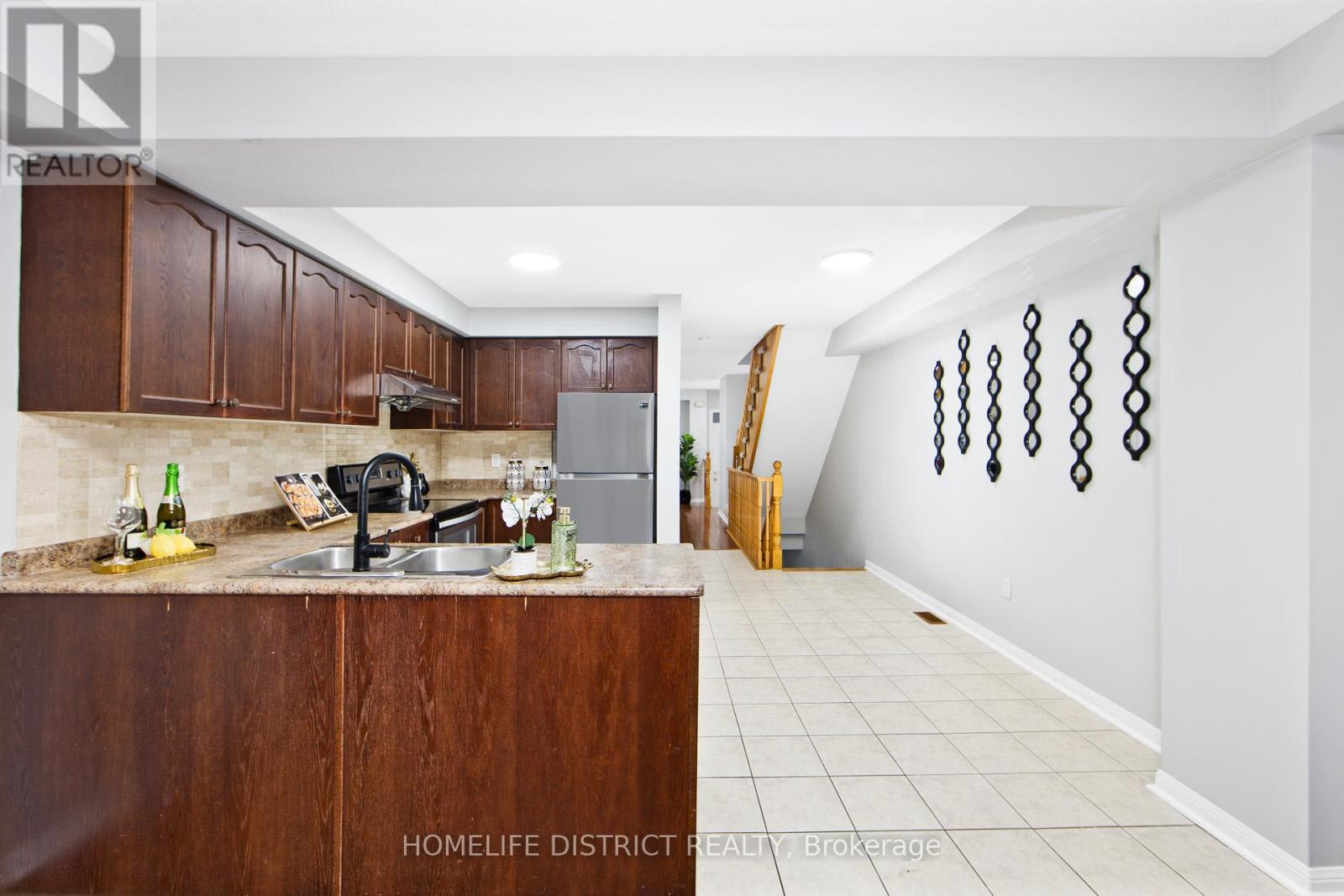 77 Coyote Crescent, Toronto, Ontario  M1B 6H2 - Photo 10 - E12410786