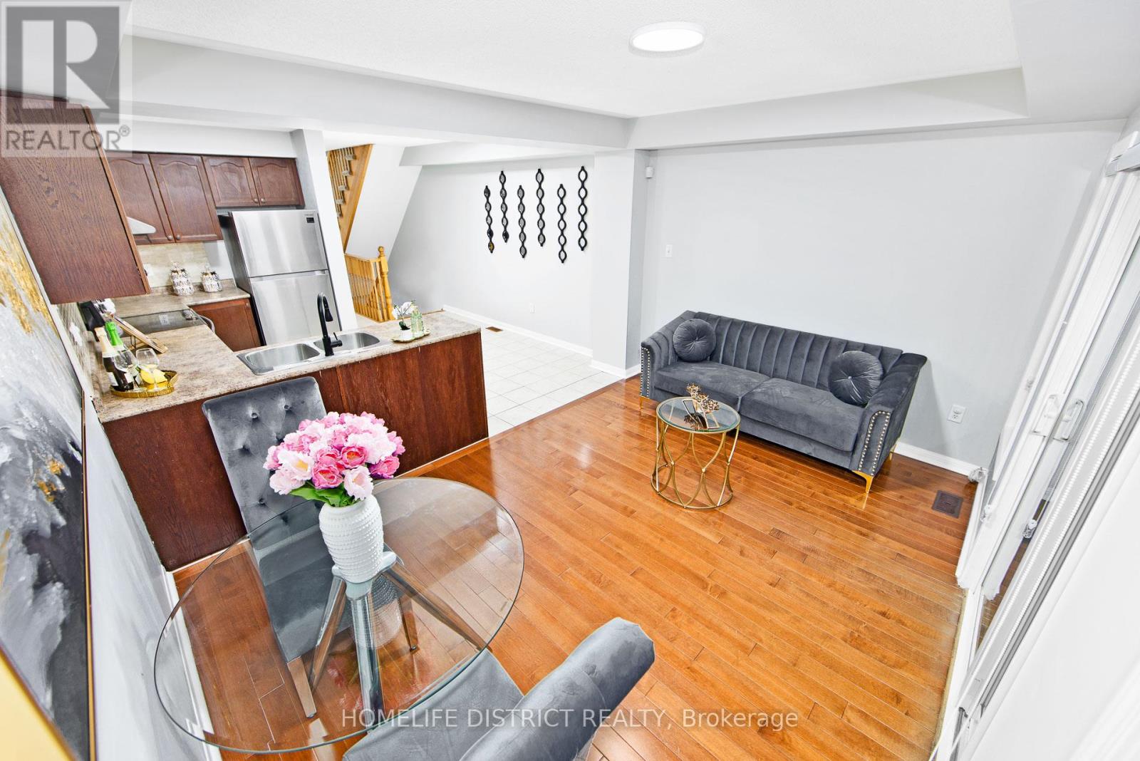 77 Coyote Crescent, Toronto, Ontario  M1B 6H2 - Photo 8 - E12410786