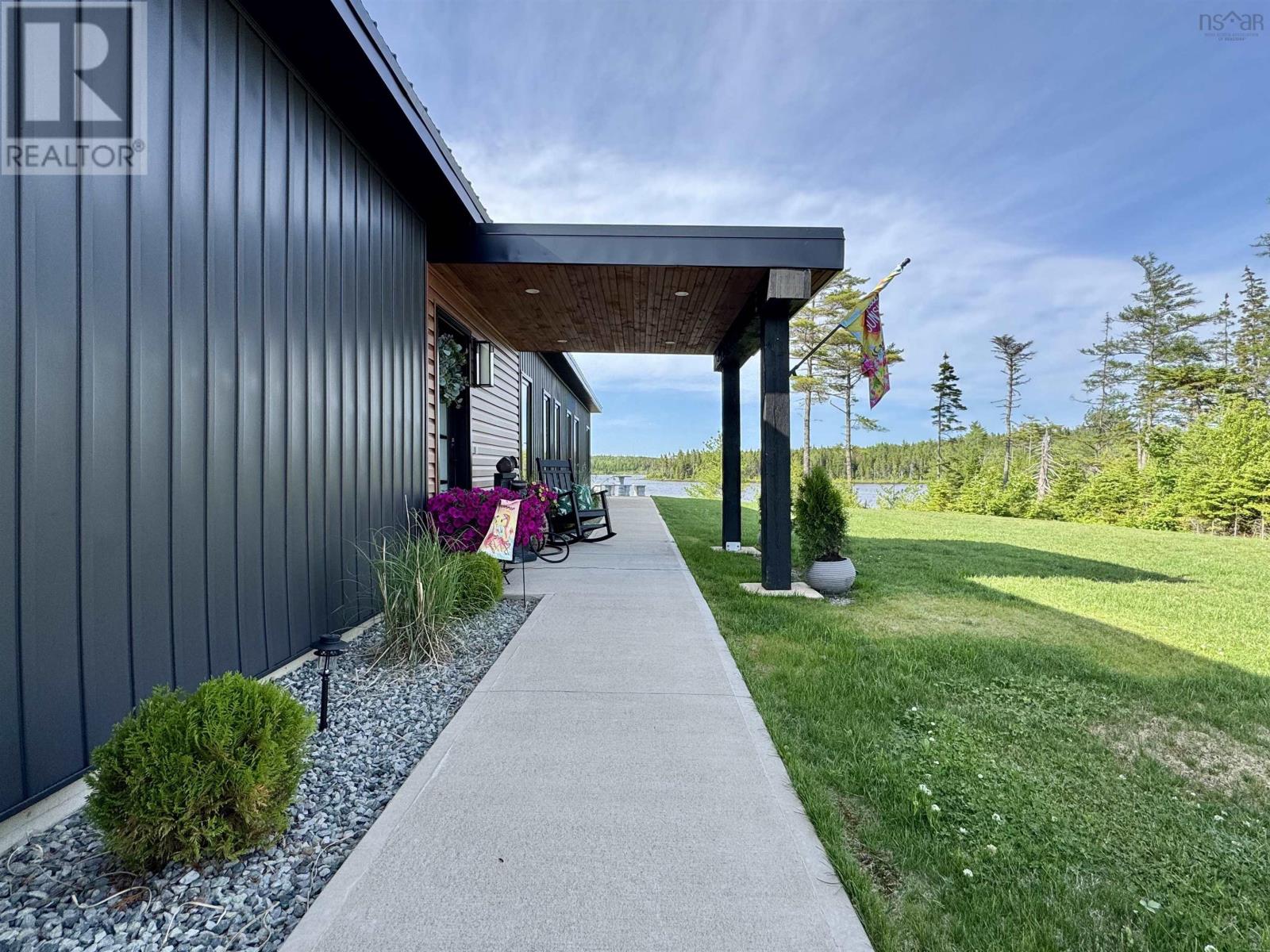 381 Grandiqe Ferry Rd., Louisdale, Nova Scotia  B0E 1V0 - Photo 3 - 202522576