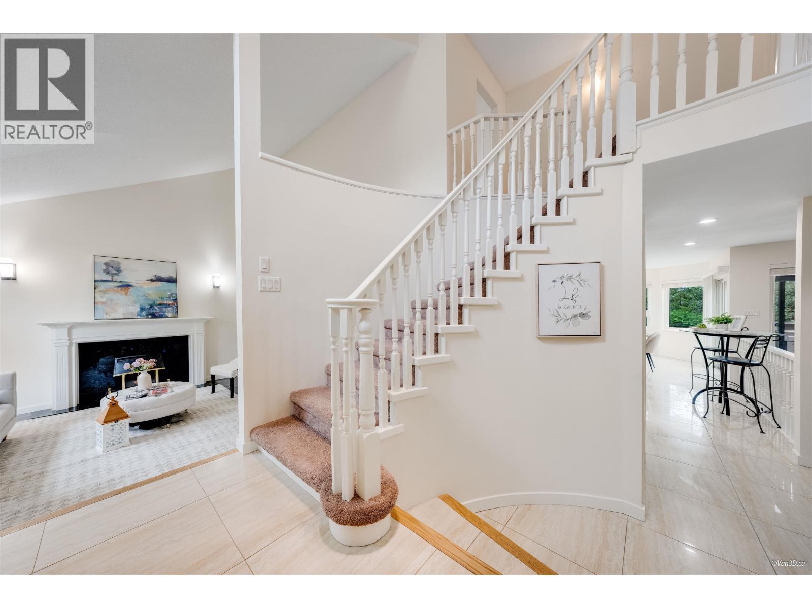 12 Parkdale Place, Port Moody, British Columbia  V3H 4K8 - Photo 5 - R3049340