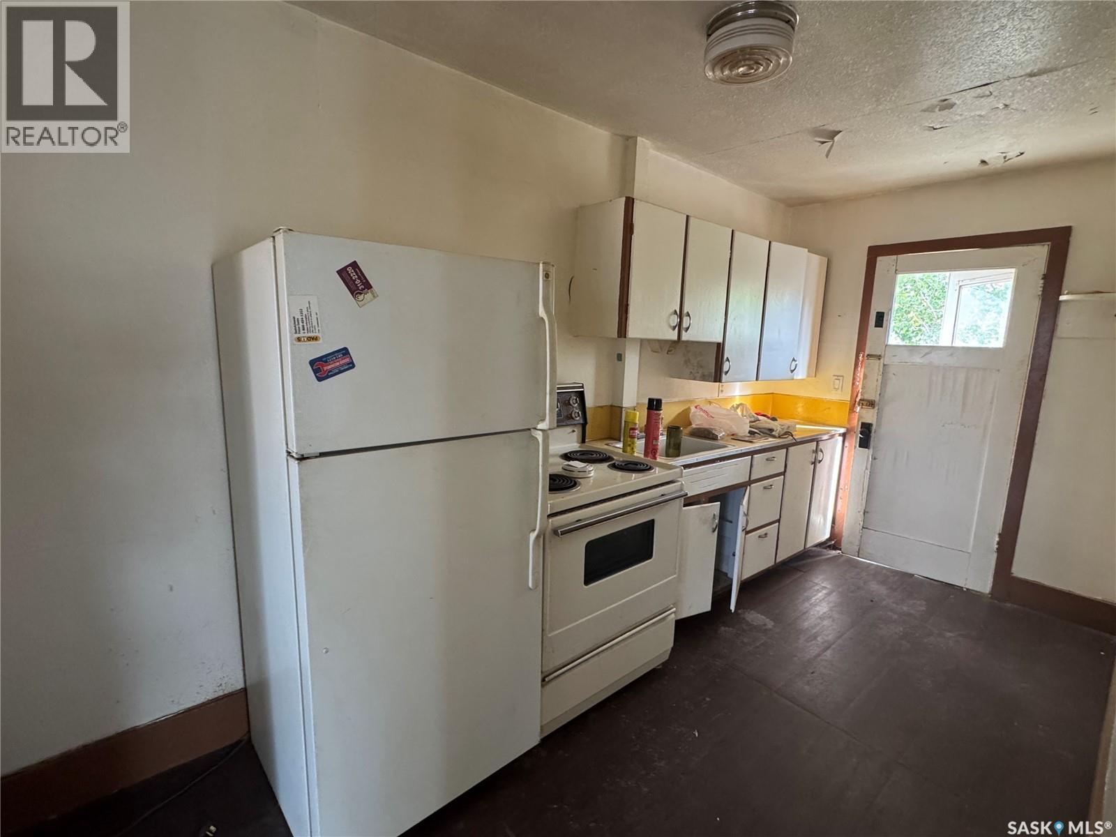 500 Centre Street, Assiniboia, Saskatchewan  S0H 0B0 - Photo 16 - SK018578