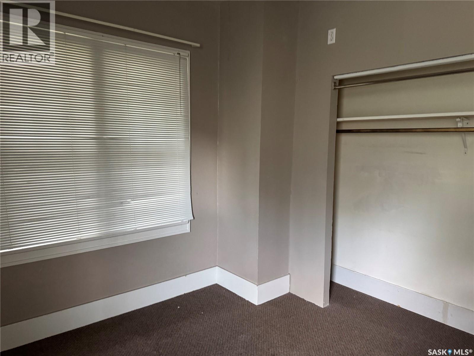 500 Centre Street, Assiniboia, Saskatchewan  S0H 0B0 - Photo 18 - SK018578