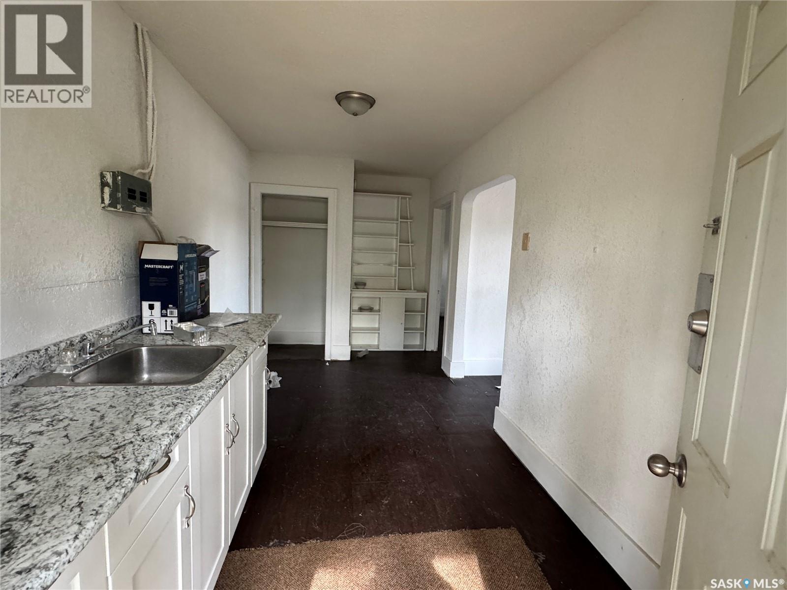 500 Centre Street, Assiniboia, Saskatchewan  S0H 0B0 - Photo 34 - SK018578