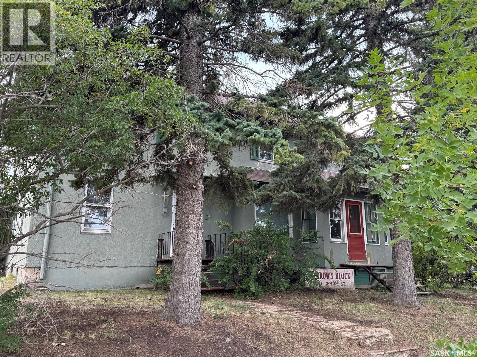 500 Centre Street, Assiniboia, Saskatchewan  S0H 0B0 - Photo 5 - SK018578