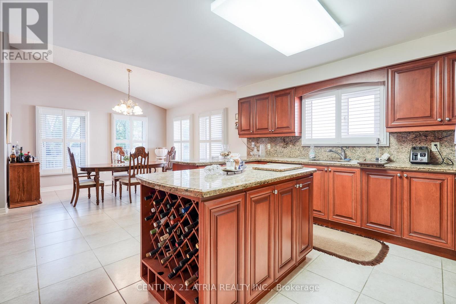 49 Kerrigan Crescent, Markham, Ontario  L3R 7T6 - Photo 22 - N12410757