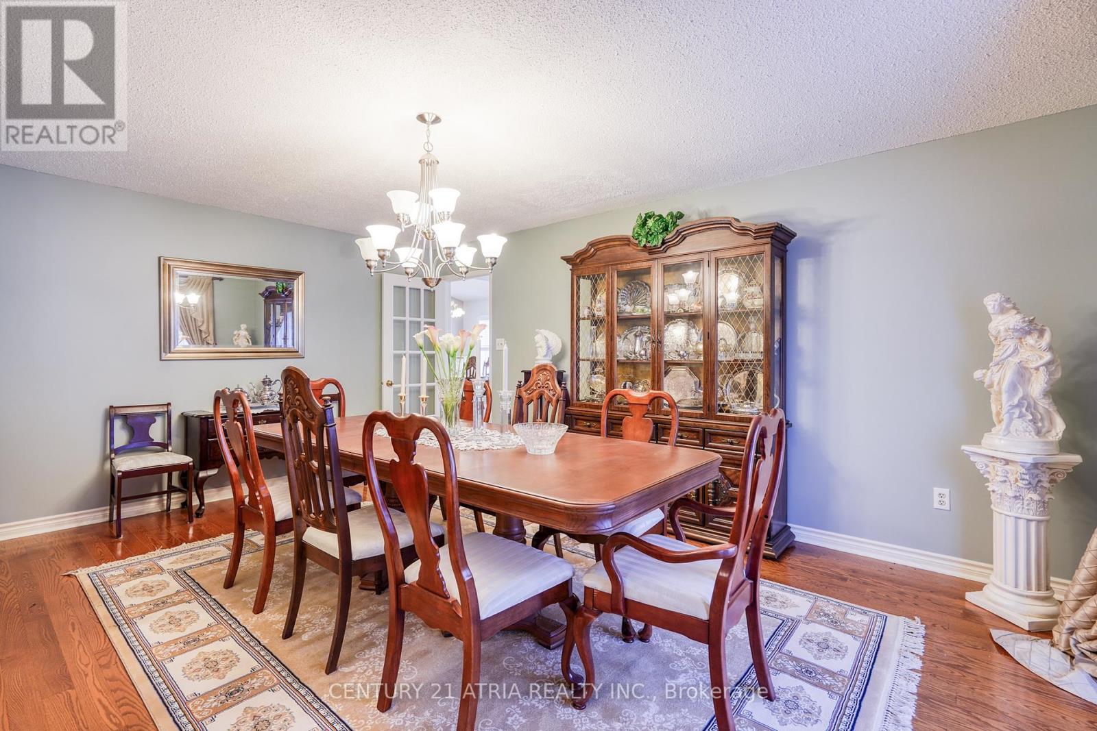 49 Kerrigan Crescent, Markham, Ontario  L3R 7T6 - Photo 25 - N12410757