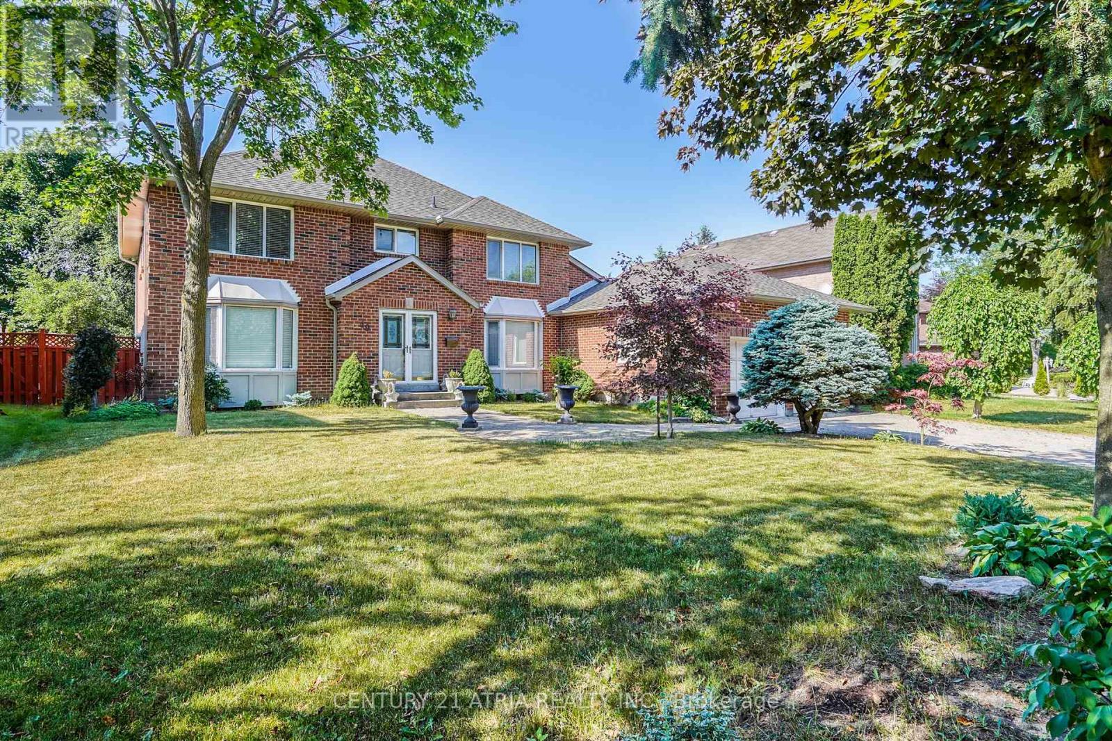 49 Kerrigan Crescent, Markham, Ontario  L3R 7T6 - Photo 3 - N12410757