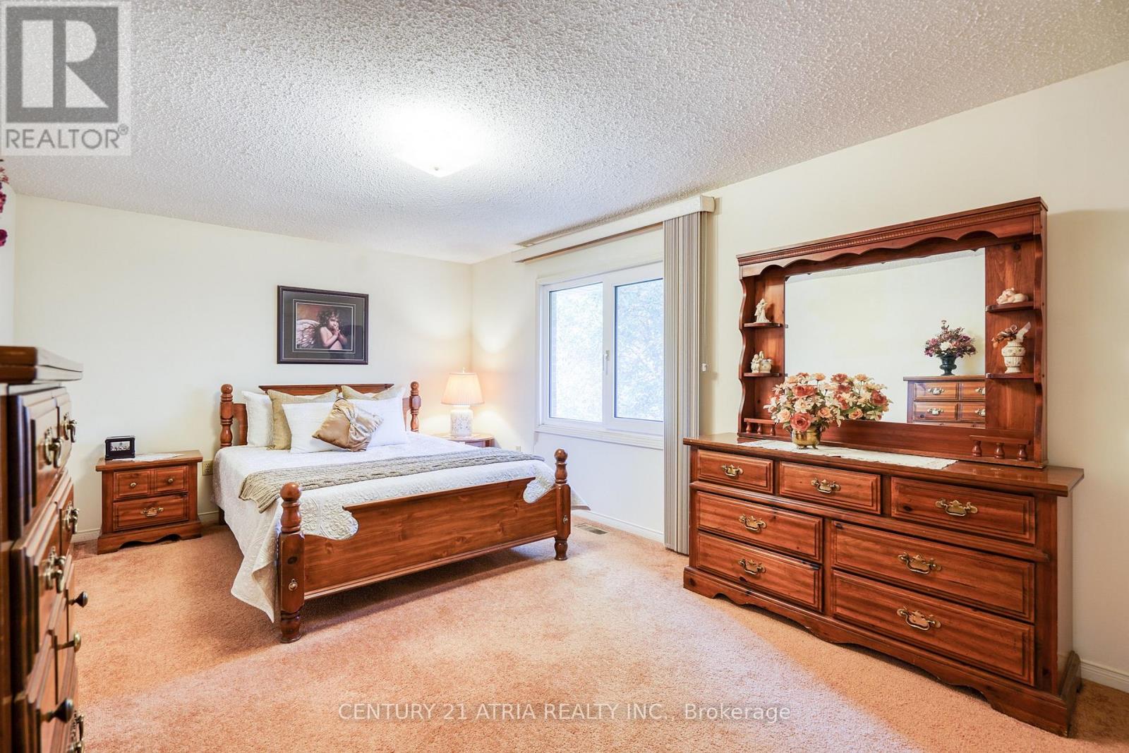 49 Kerrigan Crescent, Markham, Ontario  L3R 7T6 - Photo 33 - N12410757