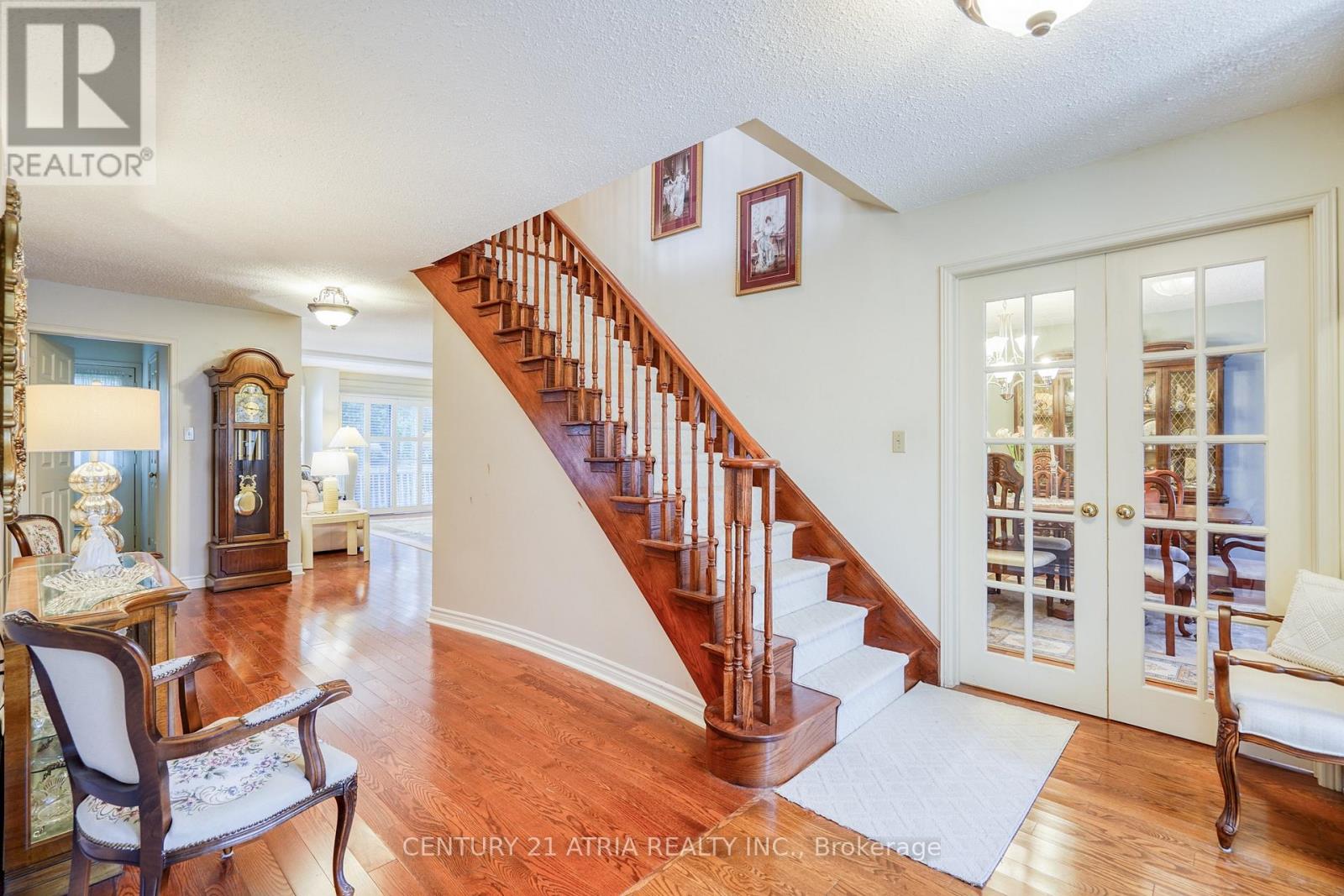 49 Kerrigan Crescent, Markham, Ontario  L3R 7T6 - Photo 5 - N12410757