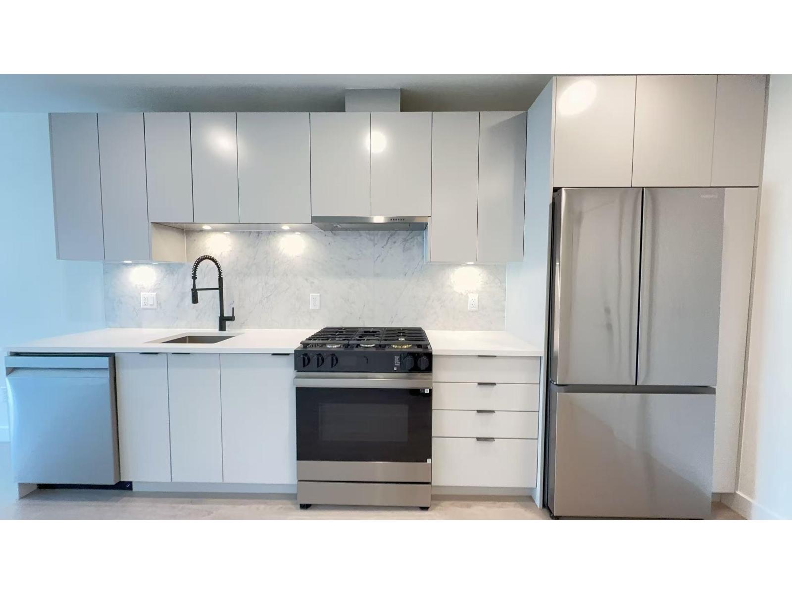 202 13258 105 Avenue, Surrey, British Columbia  V3T 0X4 - Photo 3 - R3049422