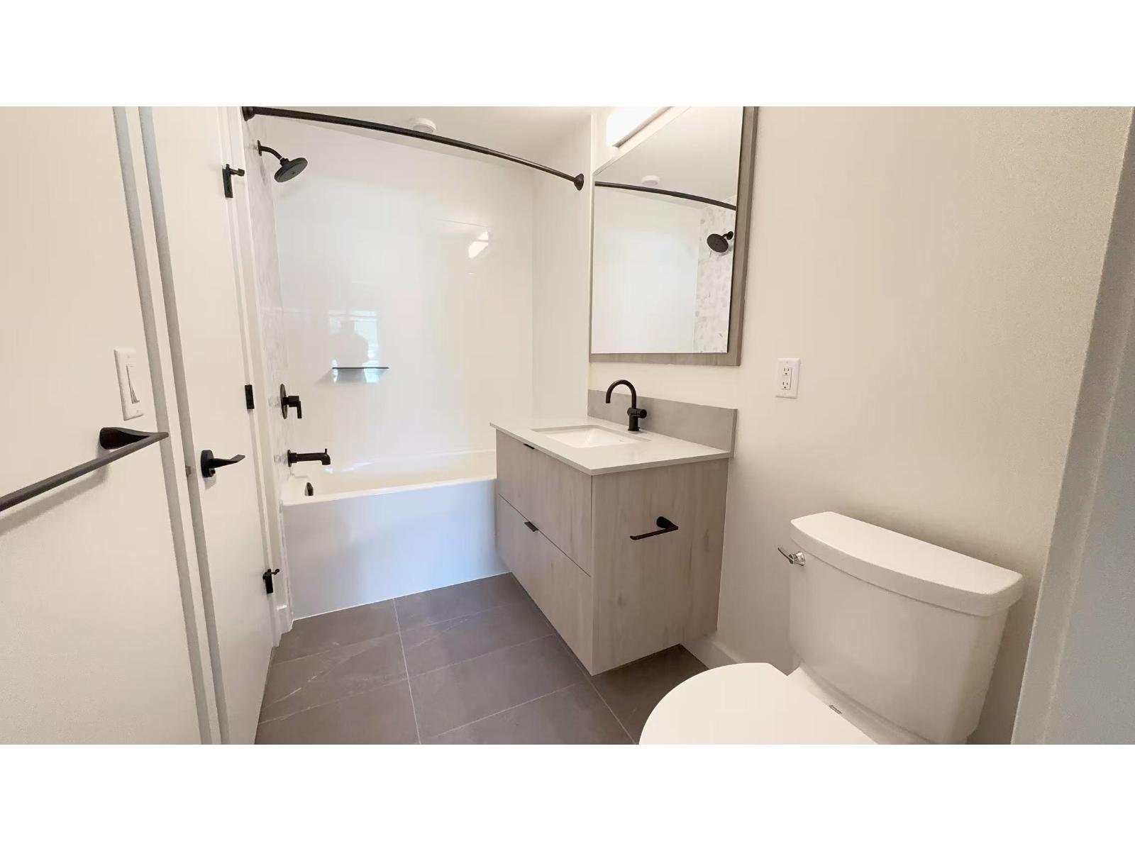 202 13258 105 Avenue, Surrey, British Columbia  V3T 0X4 - Photo 6 - R3049422