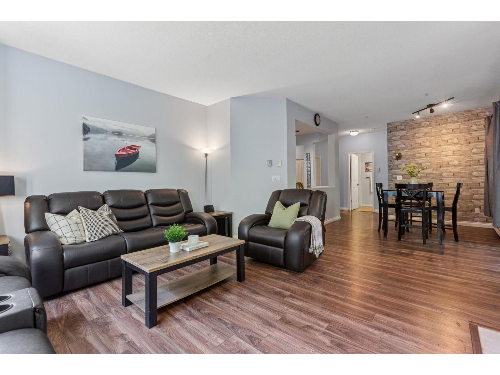 111 20897 57 Avenue, Langley, British Columbia  V3A 8L5 - Photo 4 - R3049437