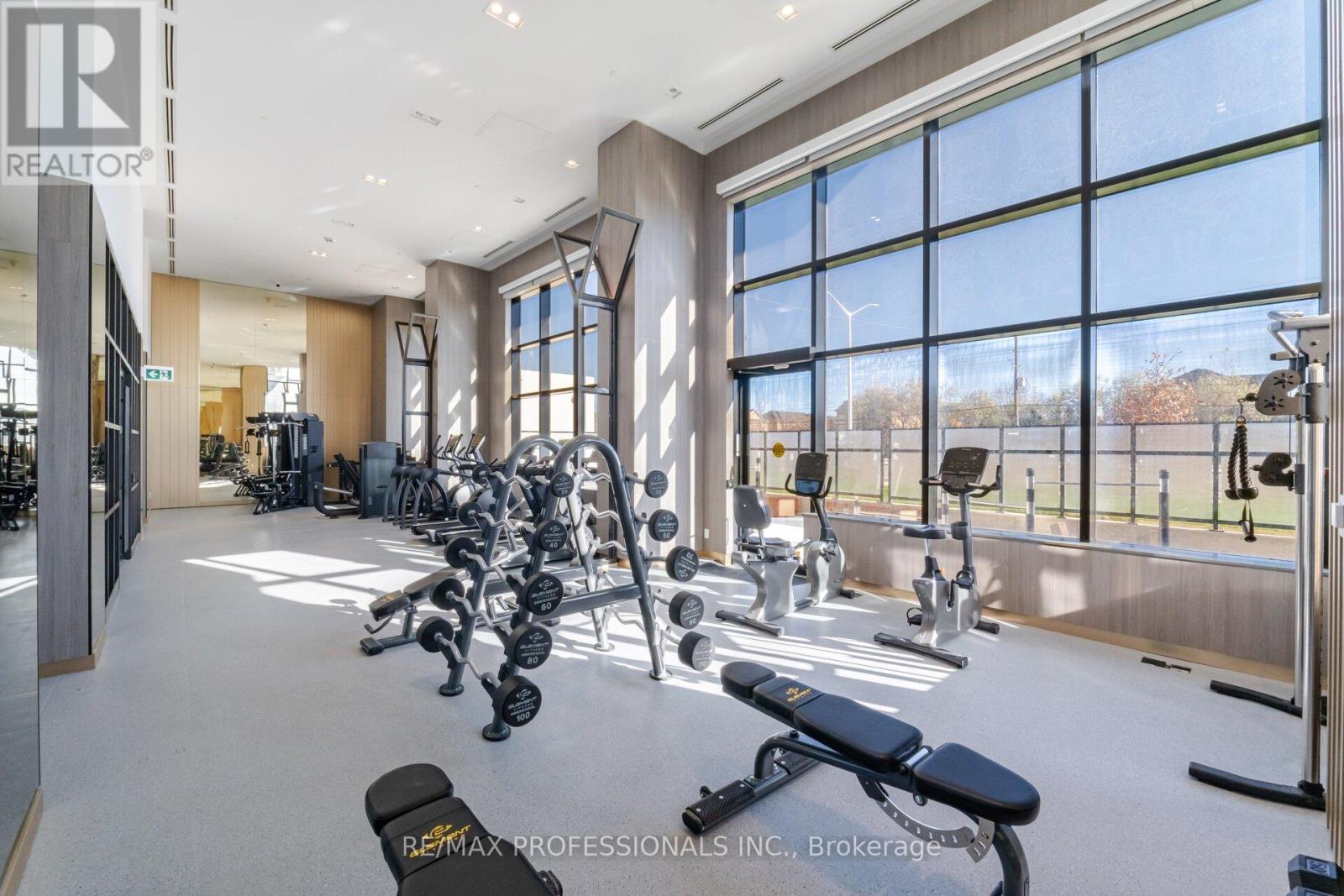 603 - 395 Dundas Street W, Oakville, Ontario  L6M 5R8 - Photo 29 - W12410784
