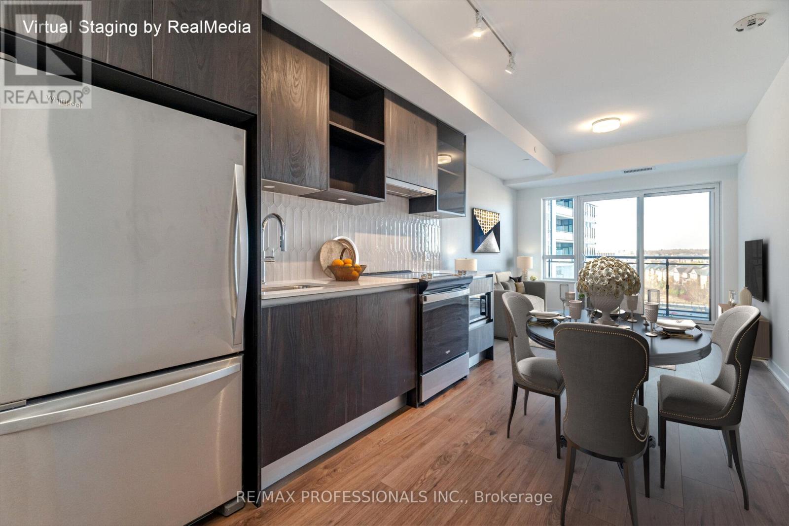 603 - 395 Dundas Street W, Oakville, Ontario  L6M 5R8 - Photo 7 - W12410784