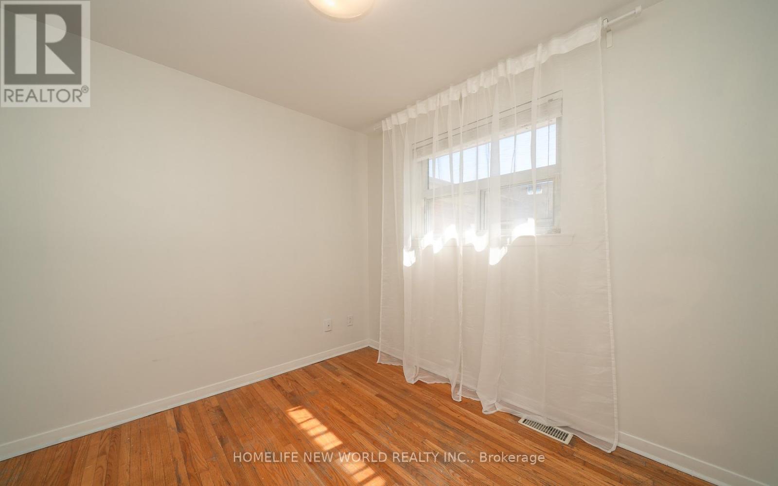 308 Sentinel Road, Toronto, Ontario  M3J 1T8 - Photo 22 - W12410806