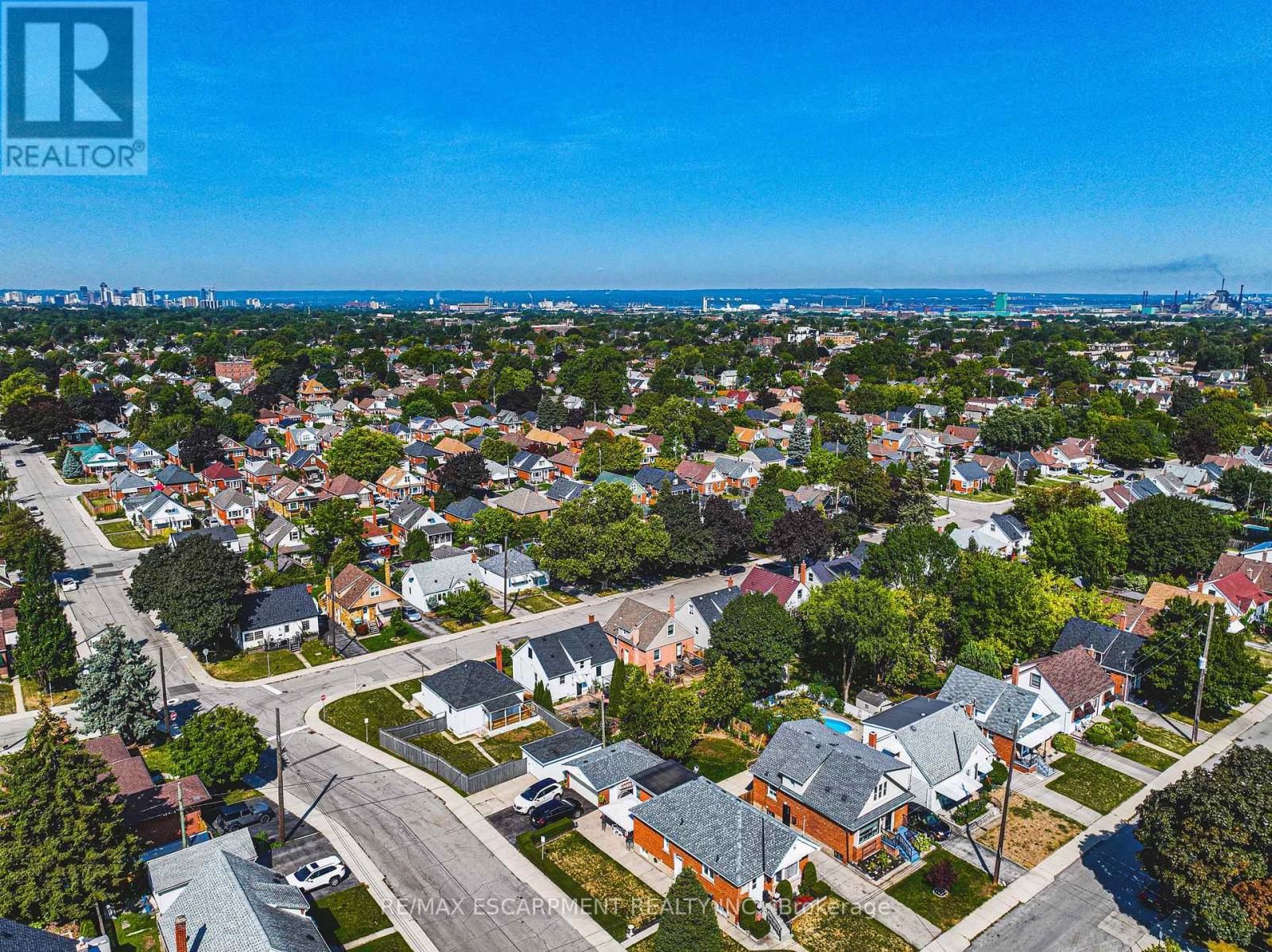 212 Rodgers Road, Hamilton, Ontario  L8K 3C4 - Photo 47 - X12410764