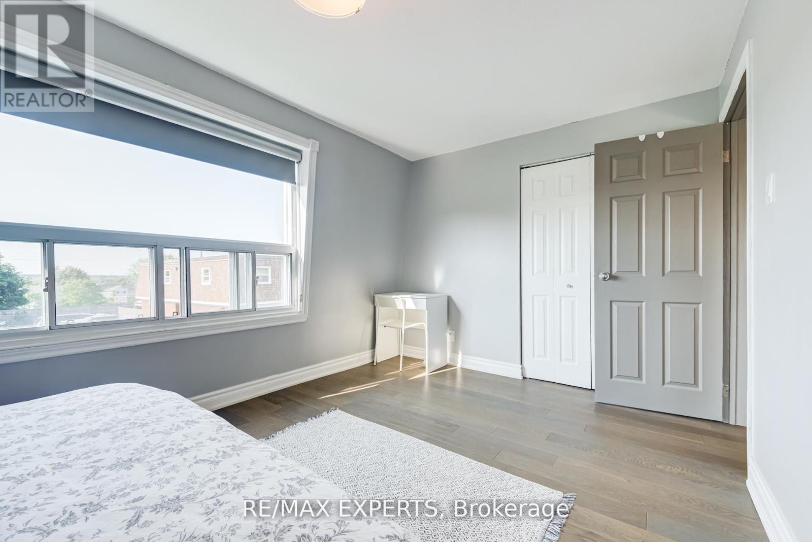 J - 766 Walter Street, Cambridge, Ontario  N3H 4P3 - Photo 12 - X12410776