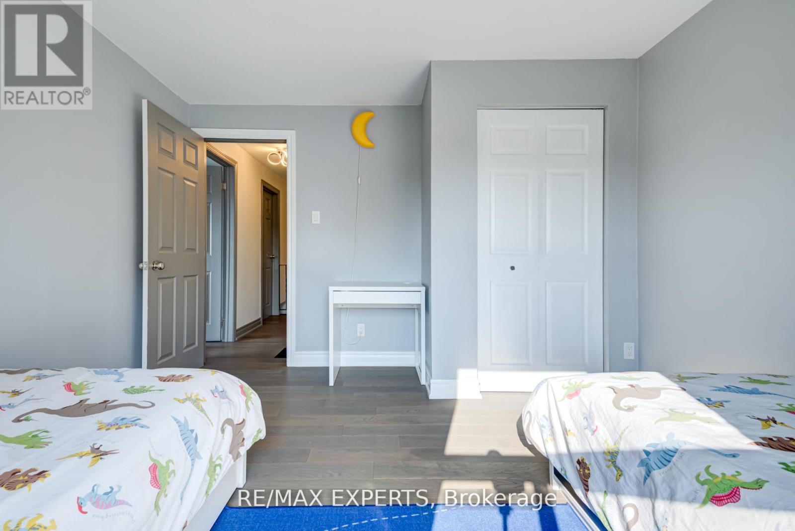 J - 766 Walter Street, Cambridge, Ontario  N3H 4P3 - Photo 16 - X12410776