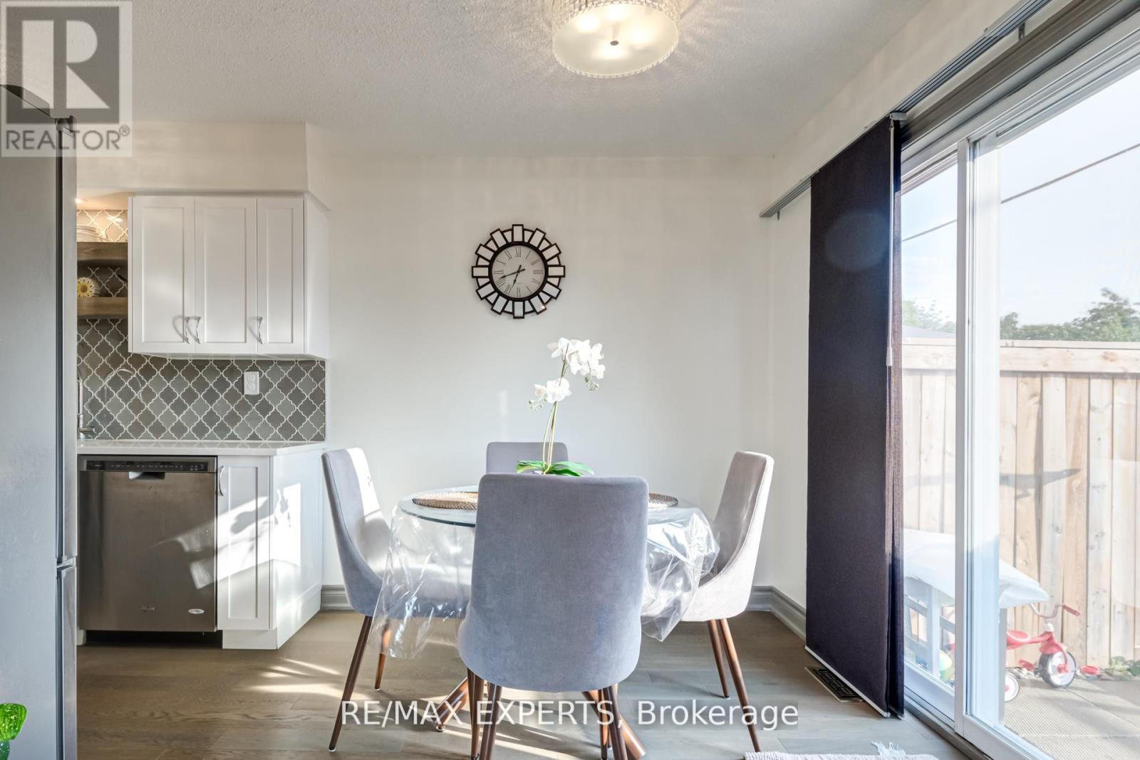 J - 766 Walter Street, Cambridge, Ontario  N3H 4P3 - Photo 6 - X12410776