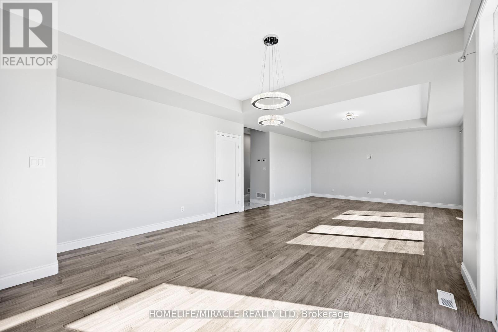 15 Mavety Court, Belleville, Ontario  K8N 0R6 - Photo 16 - X12410805