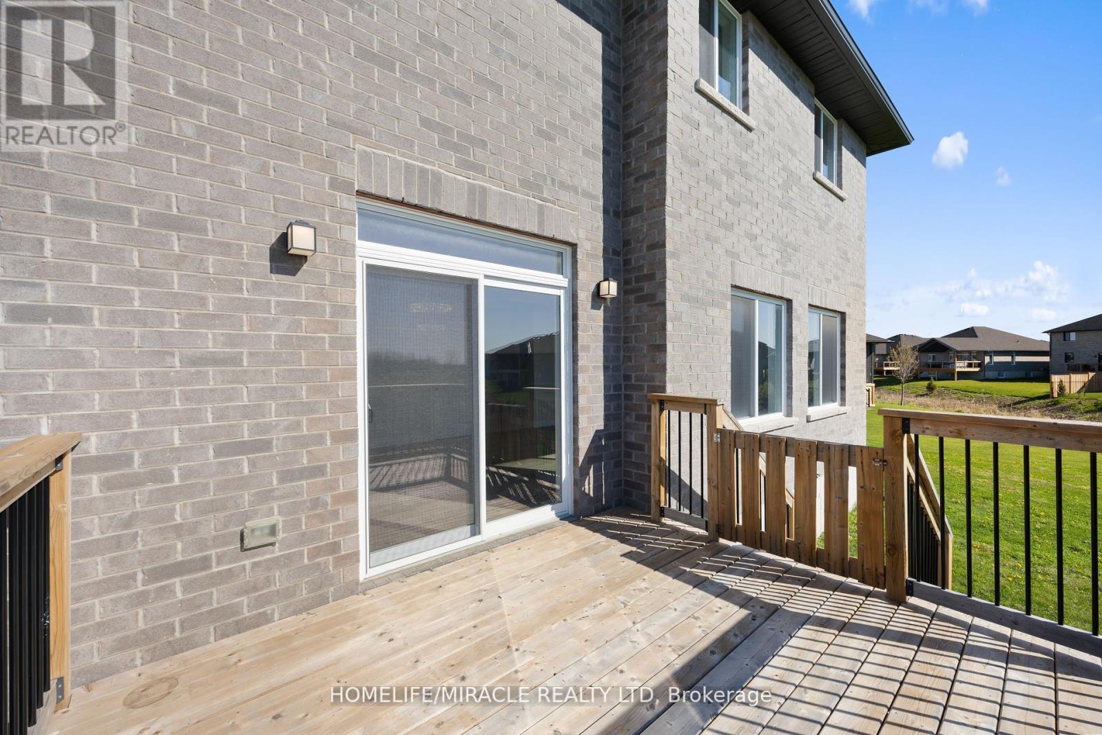 15 Mavety Court, Belleville, Ontario  K8N 0R6 - Photo 24 - X12410805