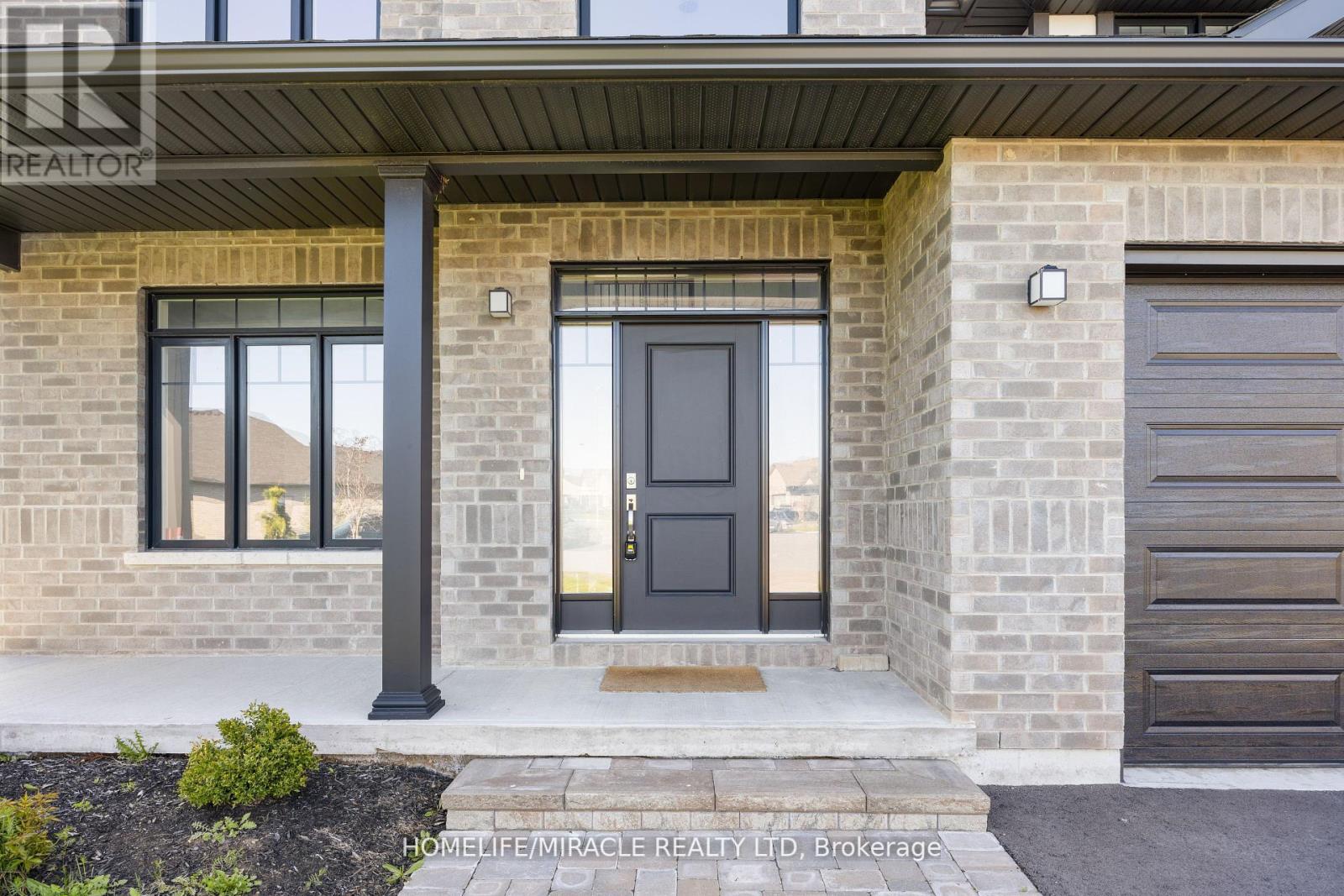 15 Mavety Court, Belleville, Ontario  K8N 0R6 - Photo 3 - X12410805