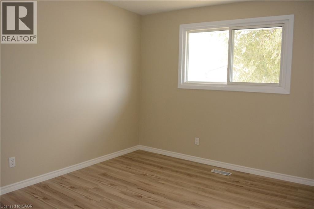 142 Longwood Drive Unit# Unit 1, Waterloo, Ontario  N2L 4B9 - Photo 9 - 40771107