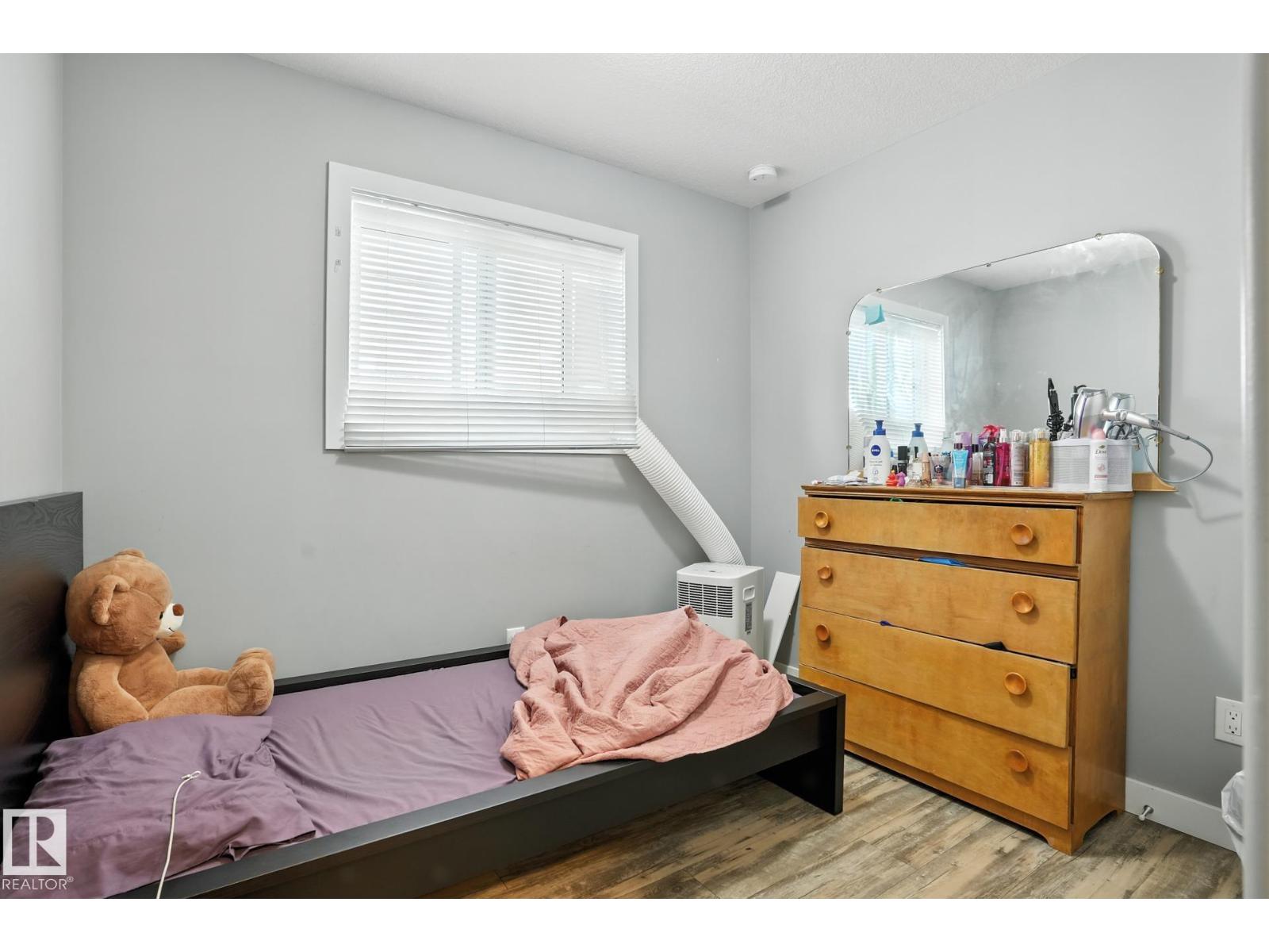 10438 154 St Nw, Edmonton, Alberta  T5P 2H8 - Photo 12 - E4458217