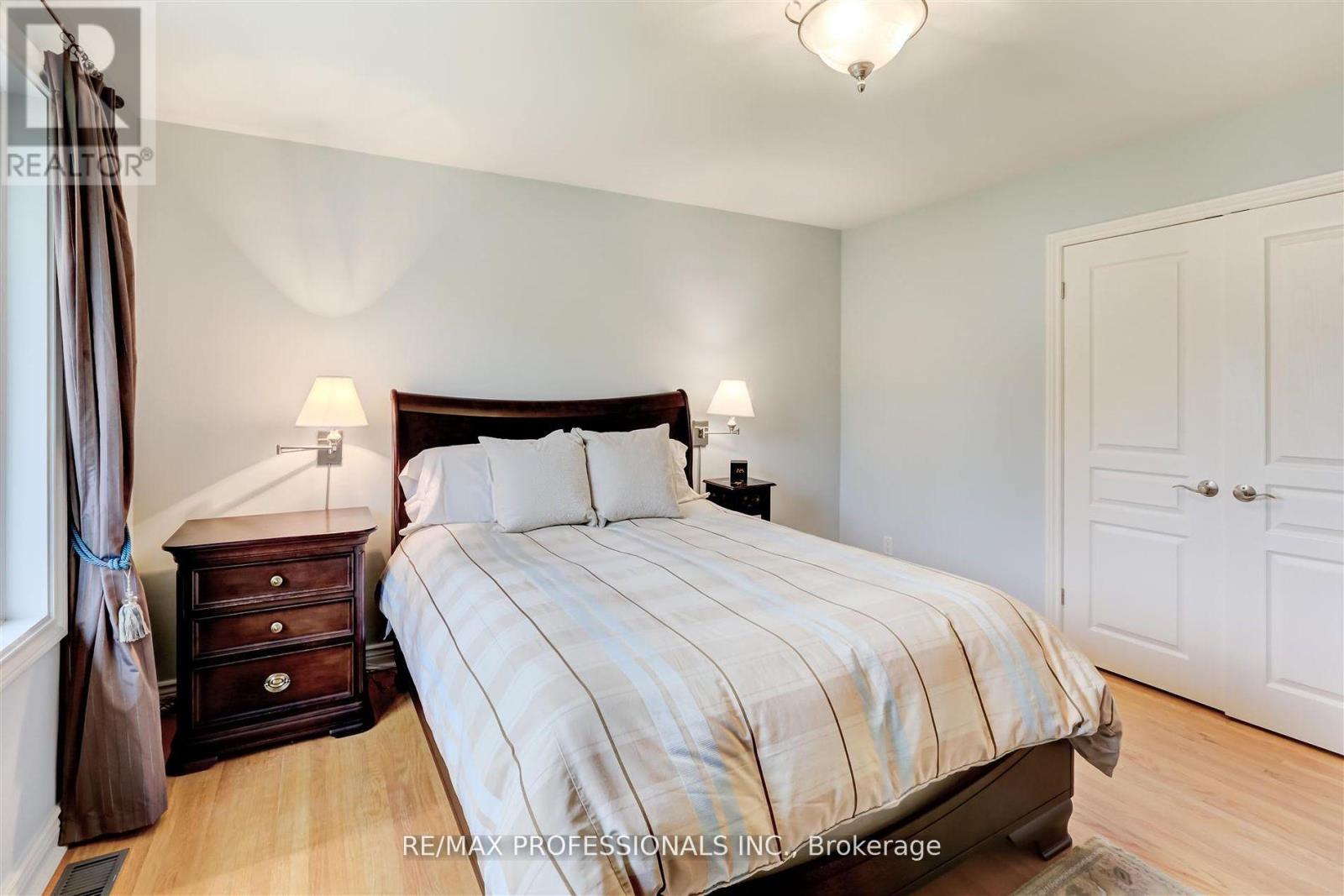 30 Tobruk Crescent, Toronto, Ontario  M2M 3B4 - Photo 15 - C12410834