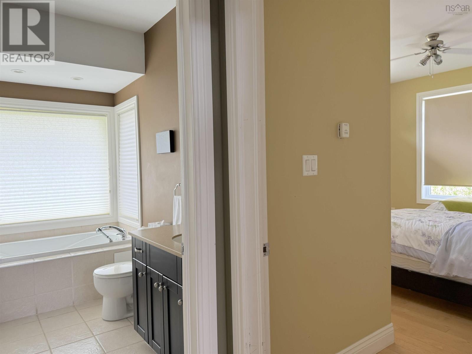 7 Bell Bay Way, Baddeck, Nova Scotia  B0C 1H0 - Photo 39 - 202523621
