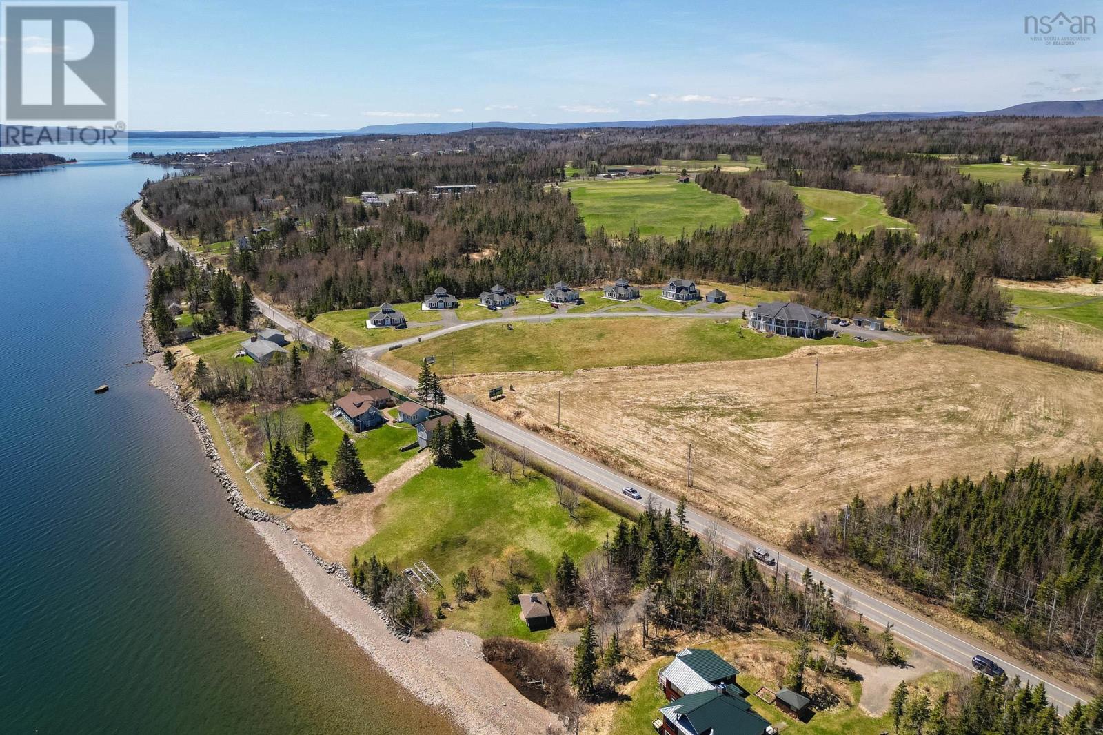 7 Bell Bay Way, Baddeck, Nova Scotia  B0C 1H0 - Photo 4 - 202523621