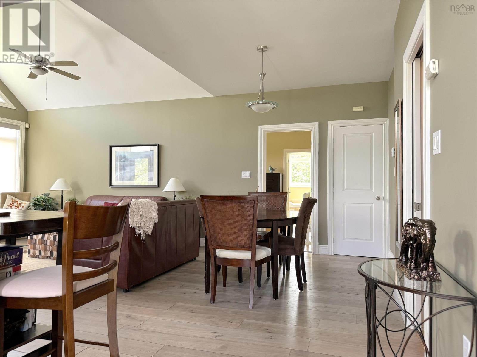 7 Bell Bay Way, Baddeck, Nova Scotia  B0C 1H0 - Photo 9 - 202523621