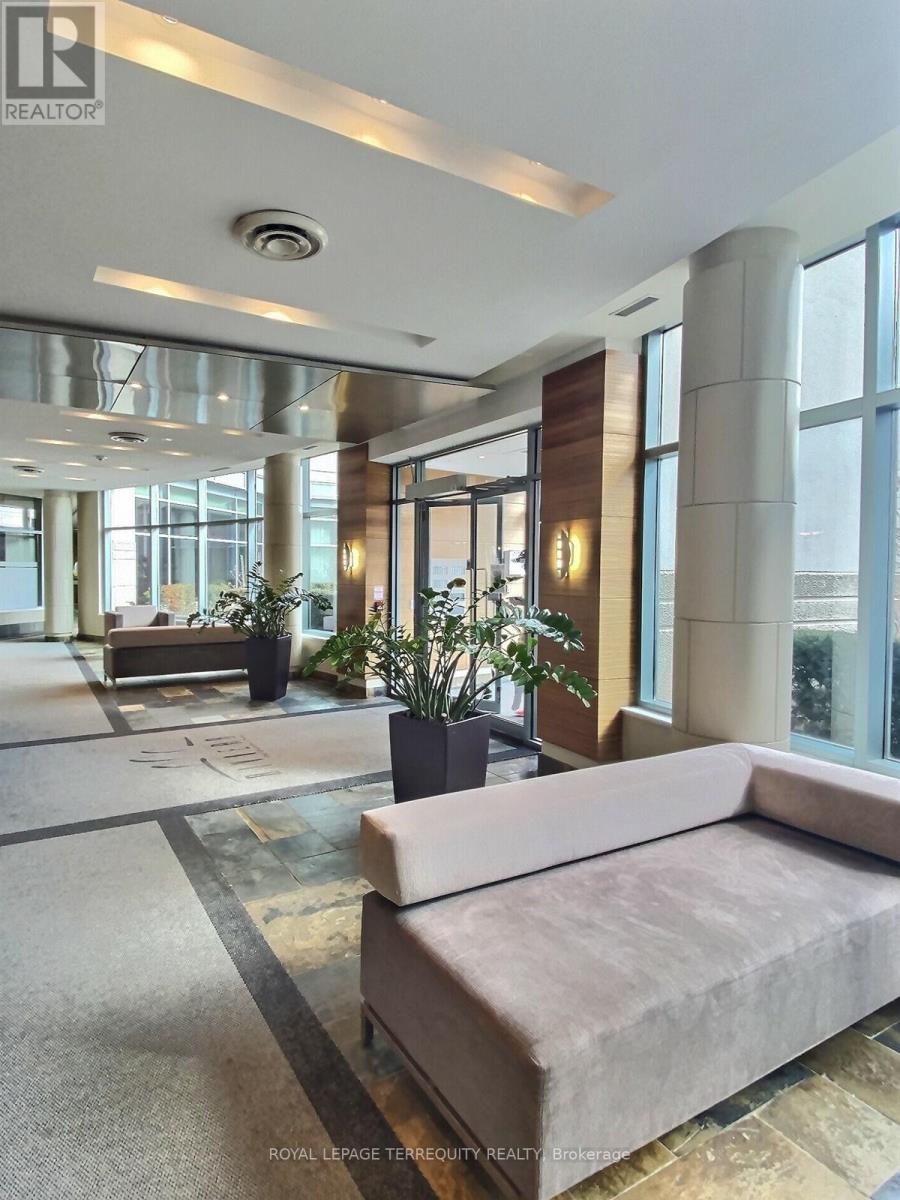 1818 - 230 Queens Quay W, Toronto (Waterfront Communities), Ontario  M5J 2Y7 - Photo 21 - C12407895
