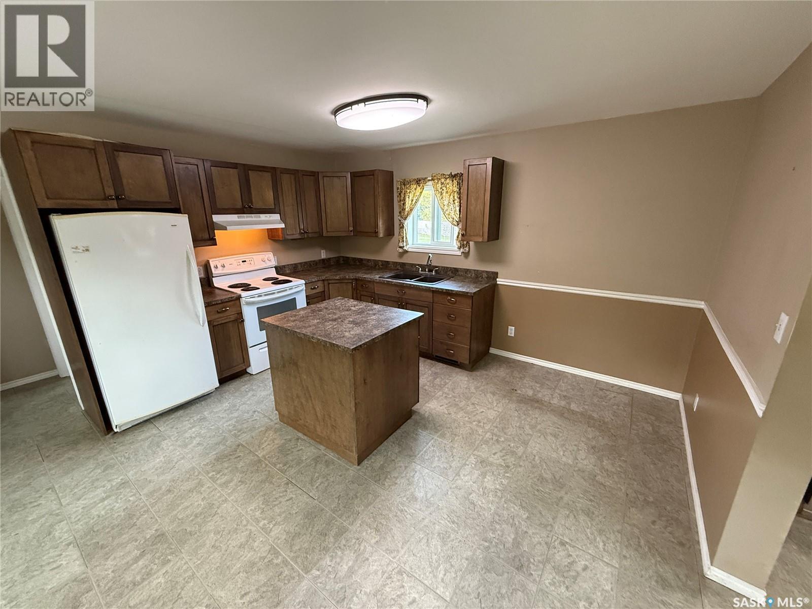 21 1st Avenue E, Canwood Rm No. 494, Saskatchewan  S0J 1X0 - Photo 4 - SK018709