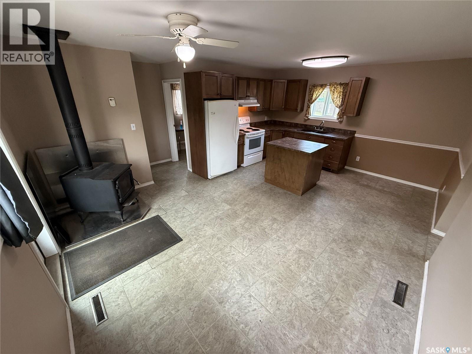 21 1st Avenue E, Canwood Rm No. 494, Saskatchewan  S0J 1X0 - Photo 5 - SK018709