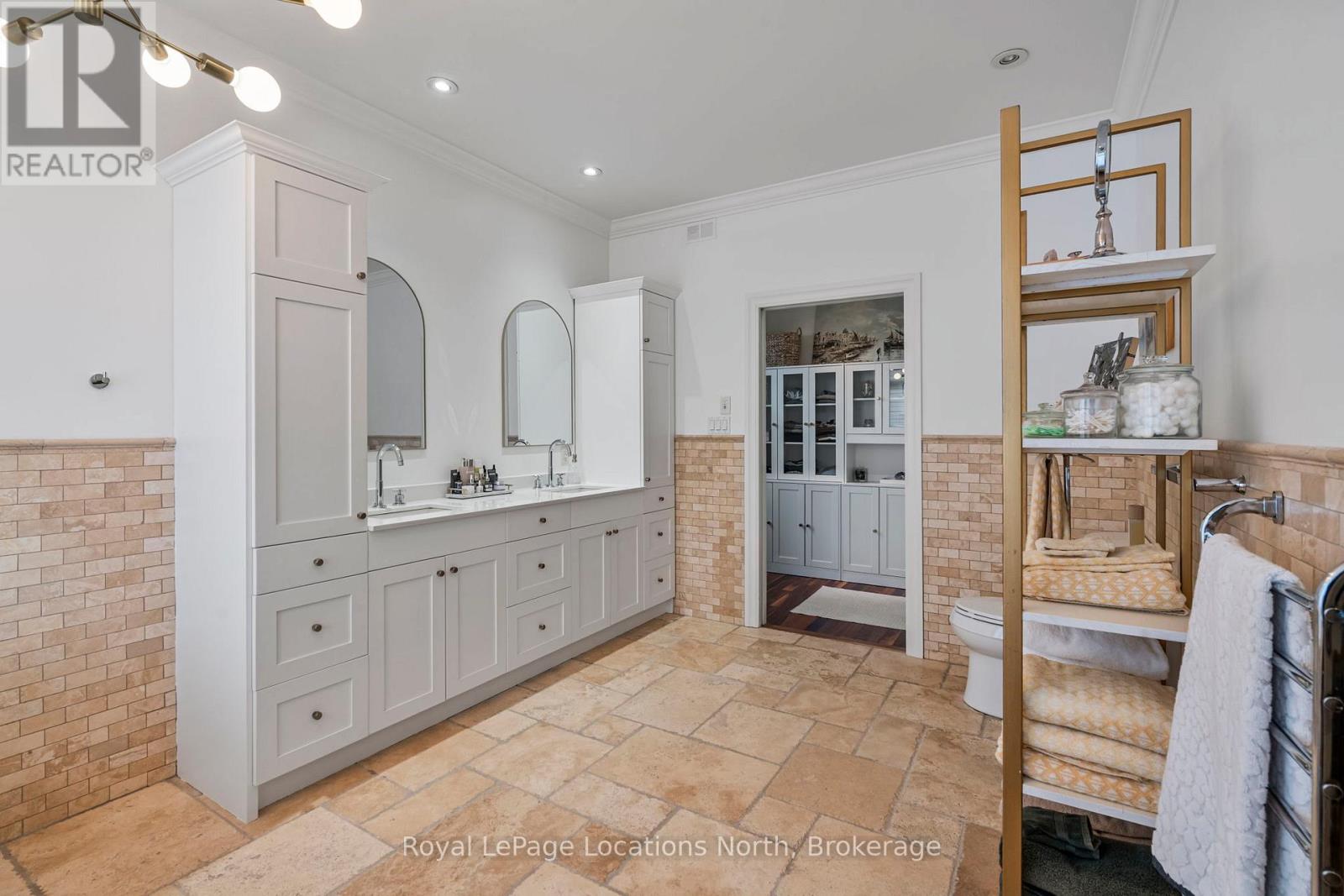 120 Landry Lane, Blue Mountains, Ontario  N0H 2P0 - Photo 24 - X12395933
