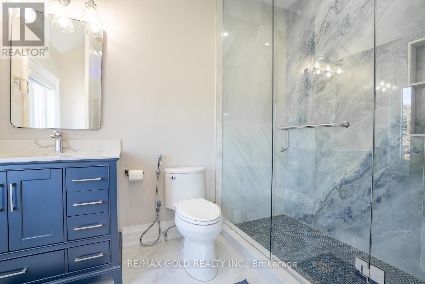 19 Maldaver Avenue, Mississauga, Ontario  L5M 1W4 - Photo 40 - W12410820