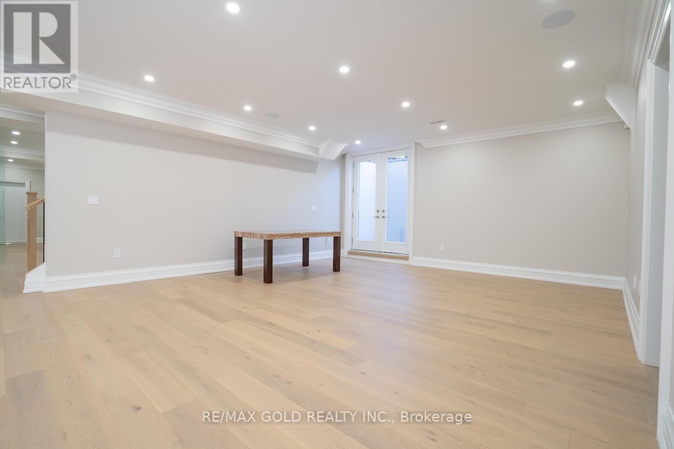 19 Maldaver Avenue, Mississauga, Ontario  L5M 1W4 - Photo 47 - W12410820