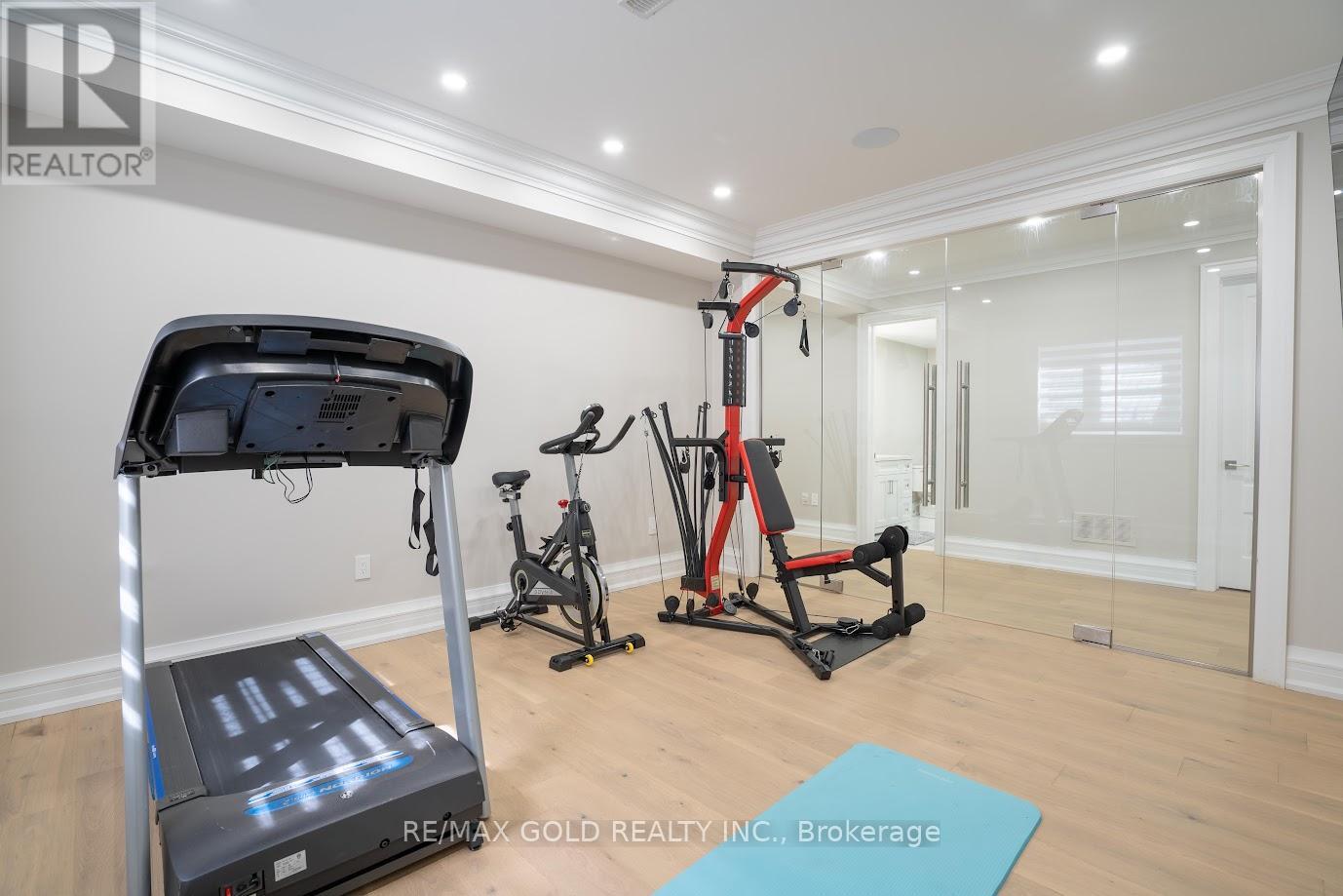 19 Maldaver Avenue, Mississauga, Ontario  L5M 1W4 - Photo 50 - W12410820