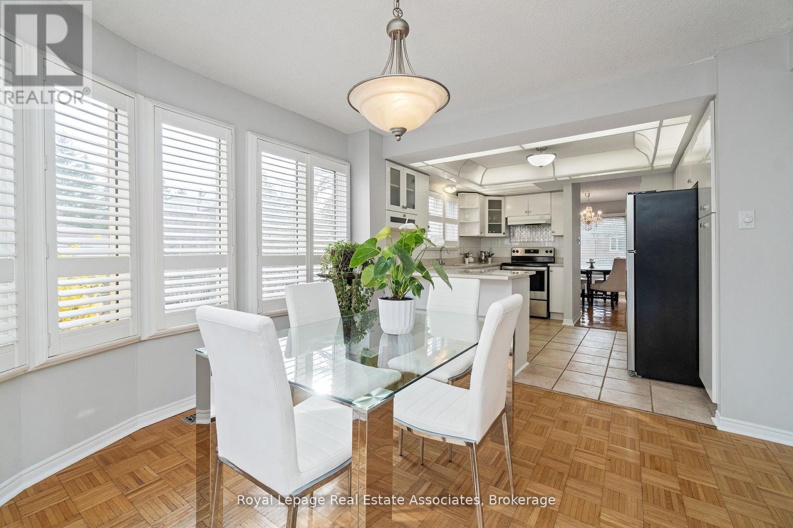 1 Brookbank Court, Brampton, Ontario  L6Z 3G2 - Photo 10 - W12410828