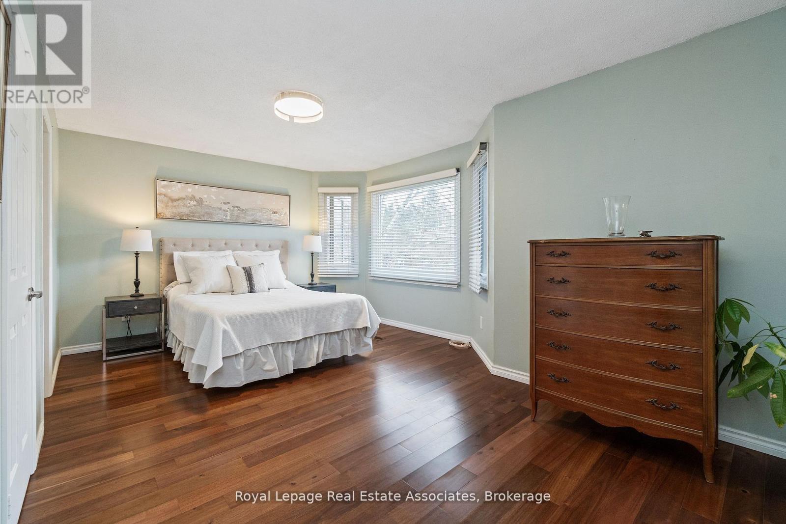 1 Brookbank Court, Brampton, Ontario  L6Z 3G2 - Photo 19 - W12410828