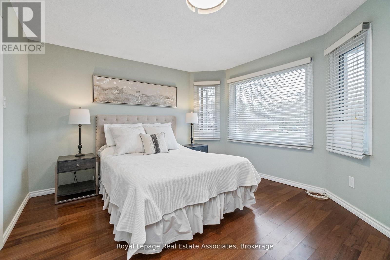 1 Brookbank Court, Brampton, Ontario  L6Z 3G2 - Photo 20 - W12410828