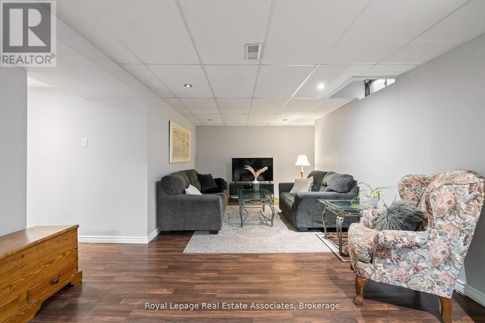 1 Brookbank Court, Brampton, Ontario  L6Z 3G2 - Photo 30 - W12410828