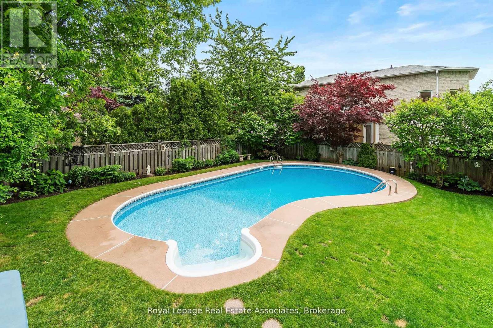 1 Brookbank Court, Brampton, Ontario  L6Z 3G2 - Photo 38 - W12410828