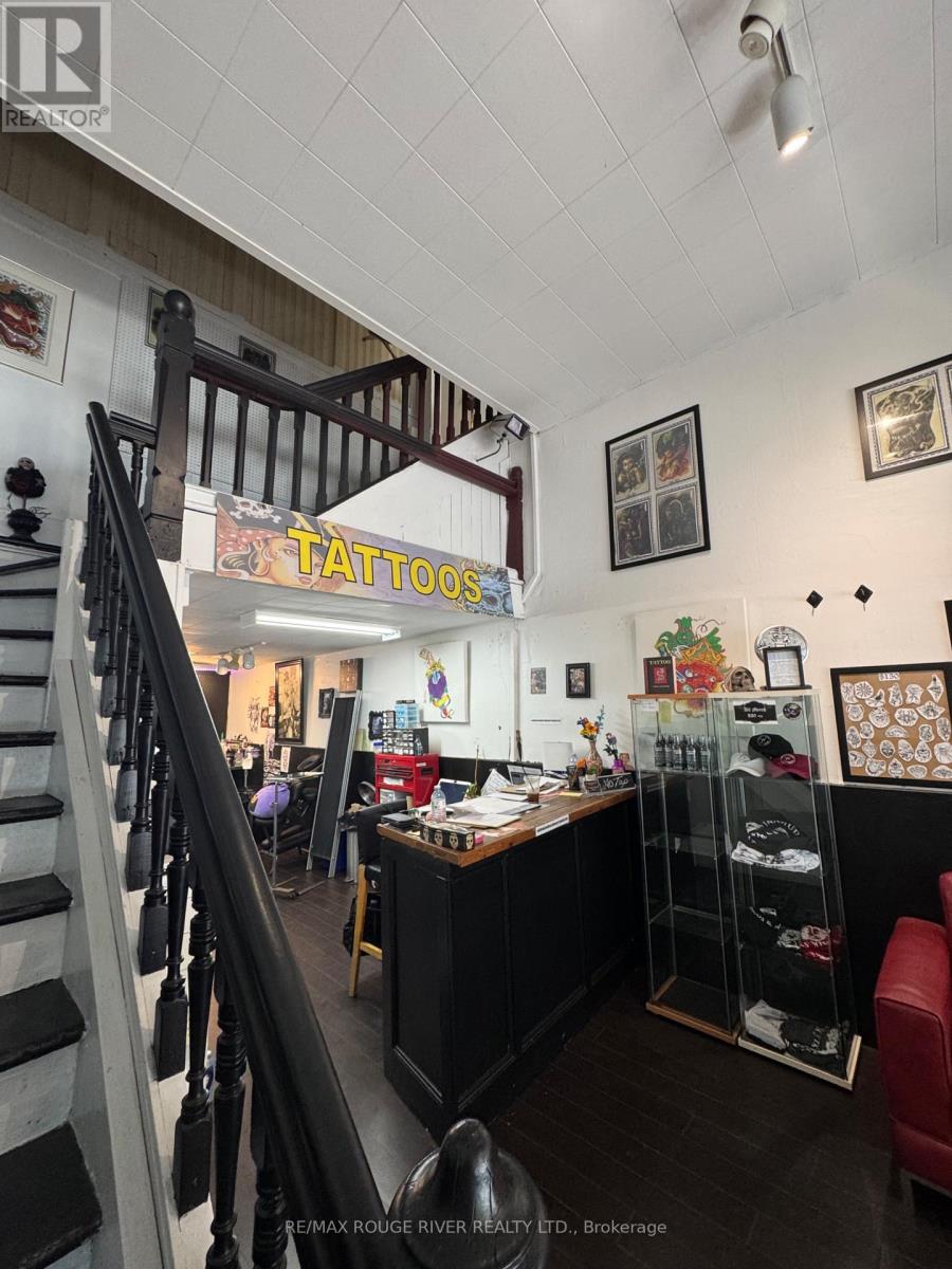 8 King Street W, Cobourg, Ontario  K9A 2L9 - Photo 2 - X12410849