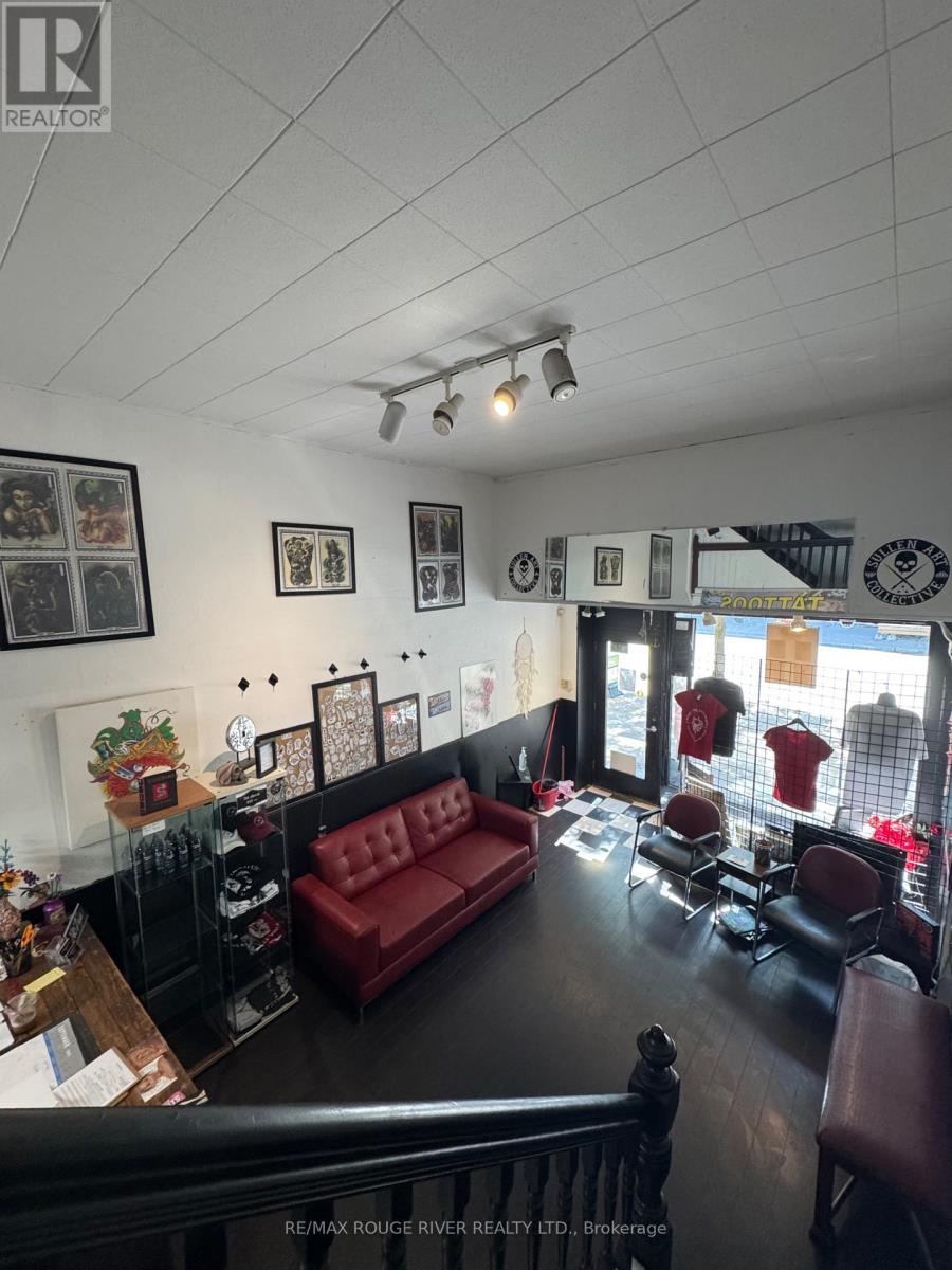 8 King Street W, Cobourg, Ontario  K9A 2L9 - Photo 3 - X12410849