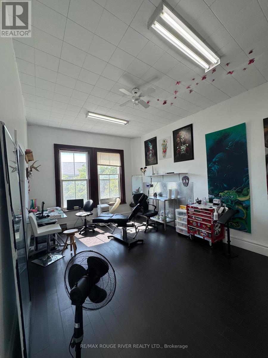 8 King Street W, Cobourg, Ontario  K9A 2L9 - Photo 5 - X12410849