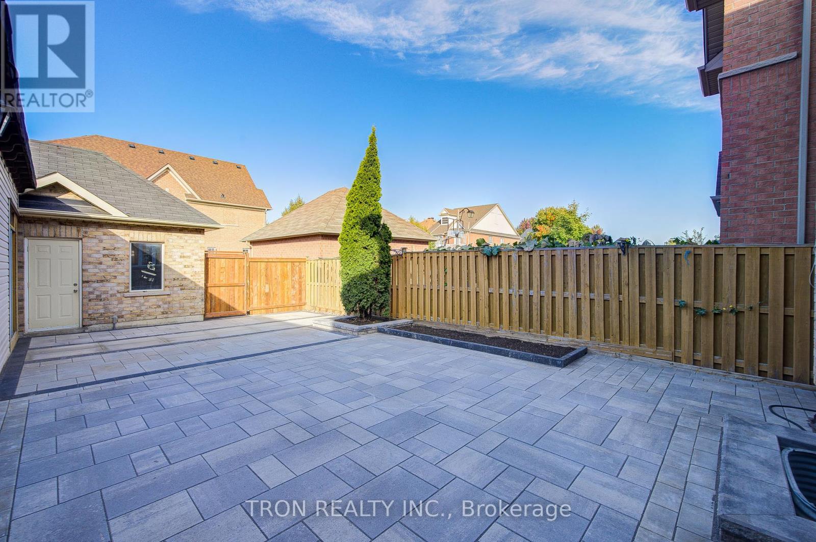 454 The Bridle Walk, Markham, Ontario  L6C 2Y3 - Photo 46 - N12408418